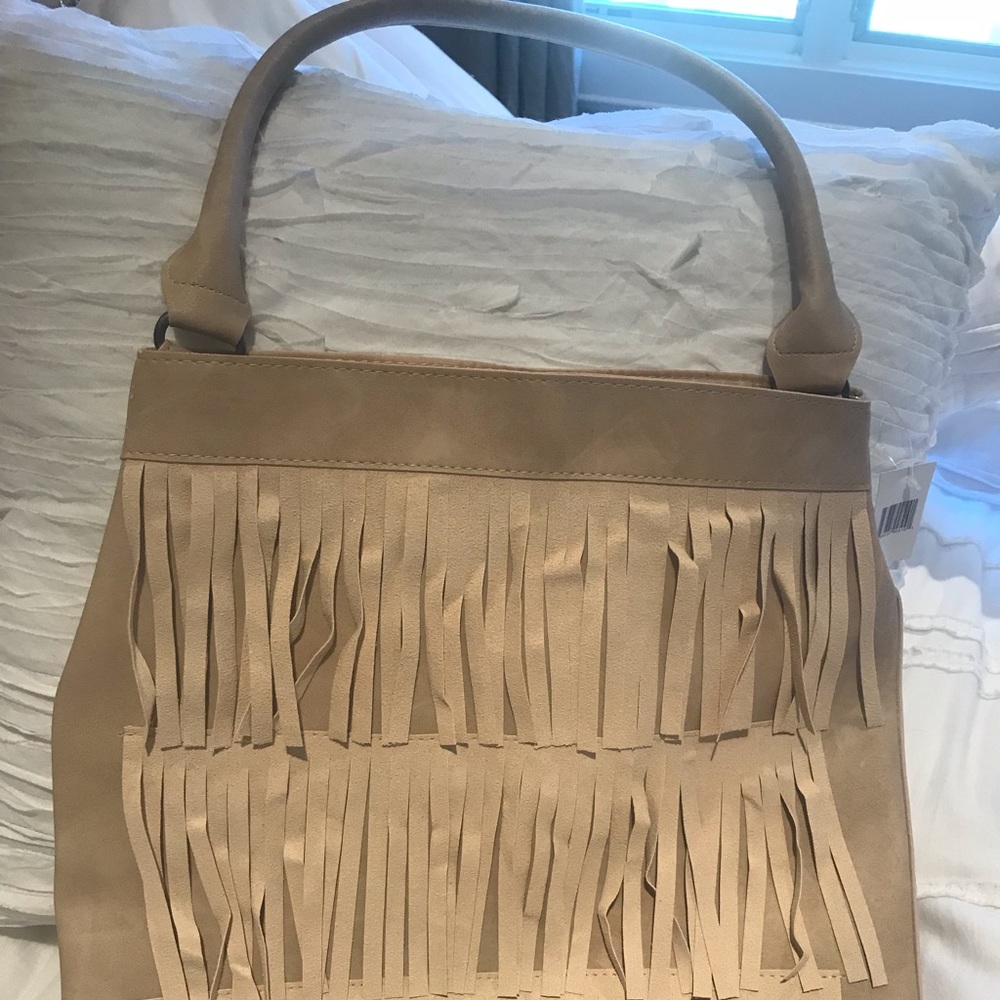 Hand bag